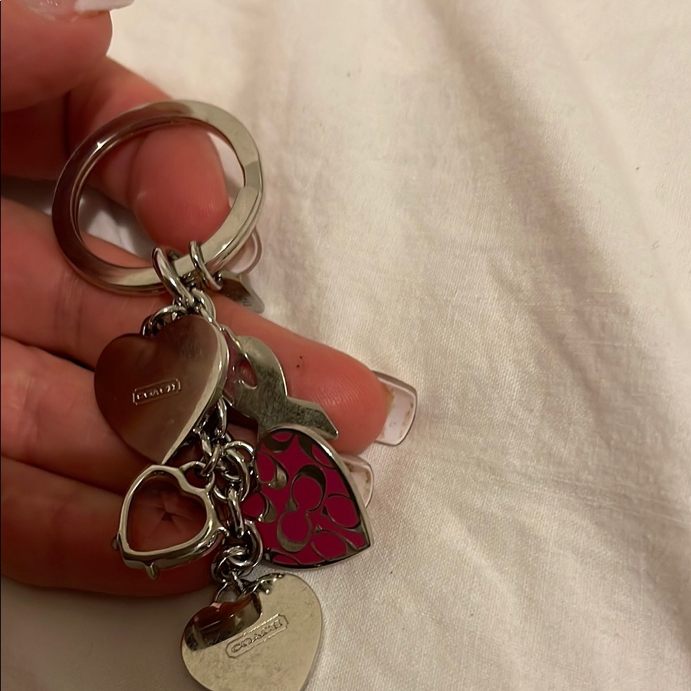 Pink Heart Keychain - Picture 3 of 4